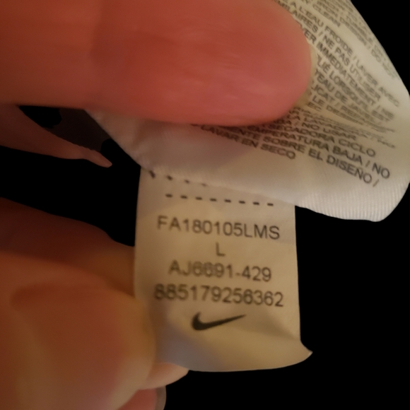 Nike Dark Blue Long Sleeve Dri-Fit with hood - Picture 4 of 4